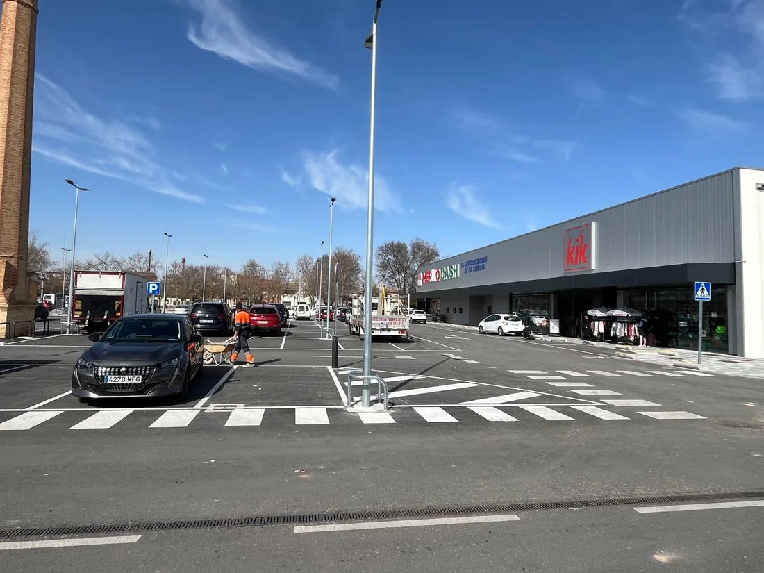 Parque comercial con Mercocash y KiK